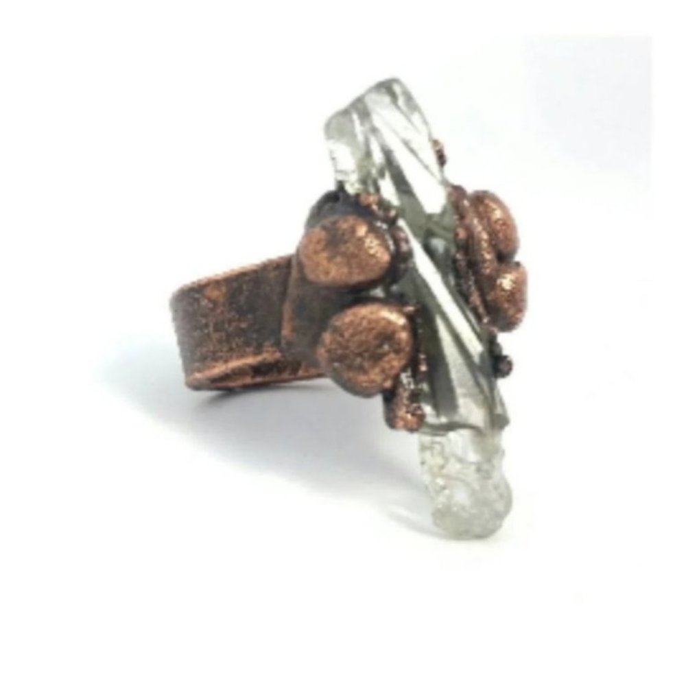 Quartz Ring